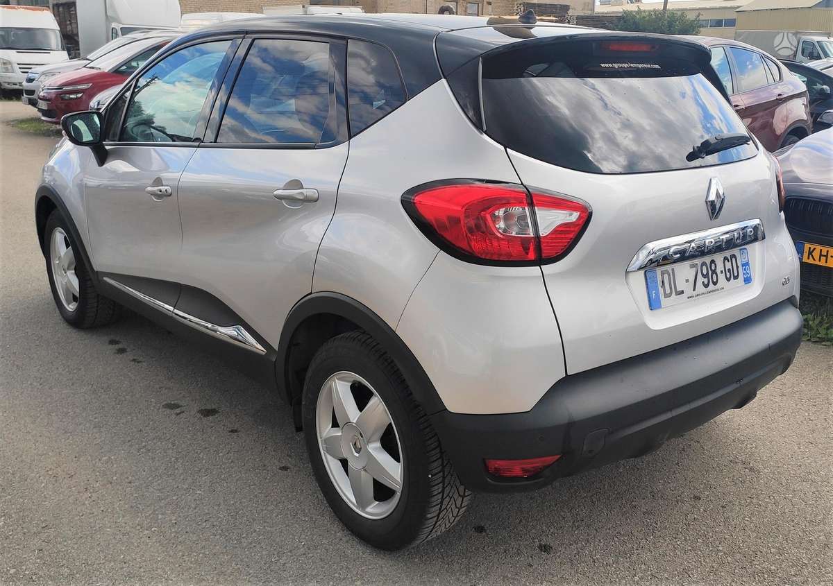 Renault Captur, 1.5 l., off-road / crossover