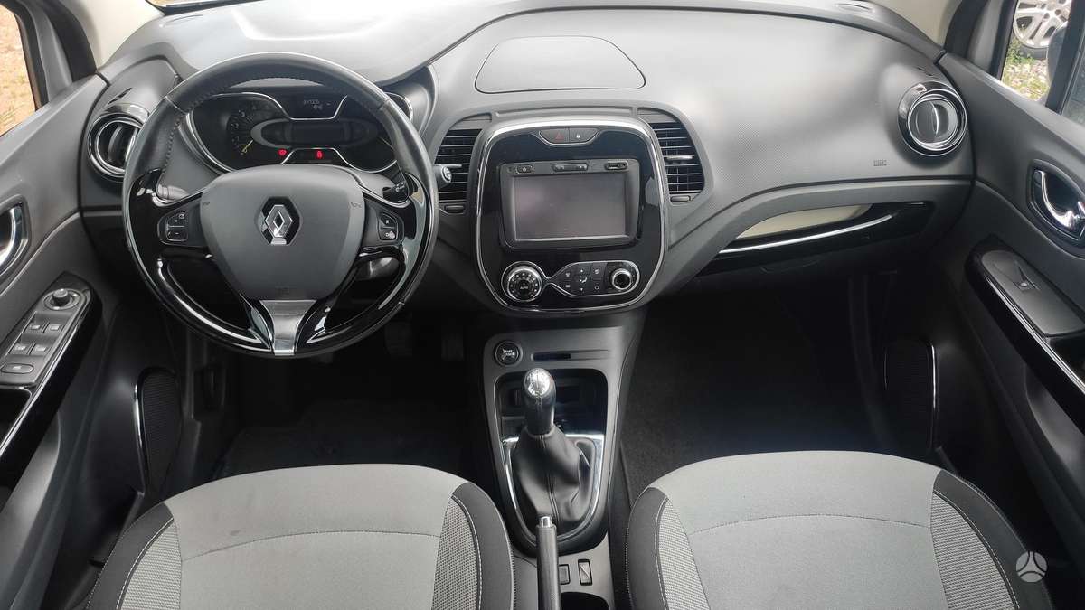 Renault Captur, 1.5 l., off-road / crossover