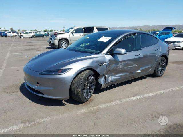 Tesla Model 3, saloon / sedan