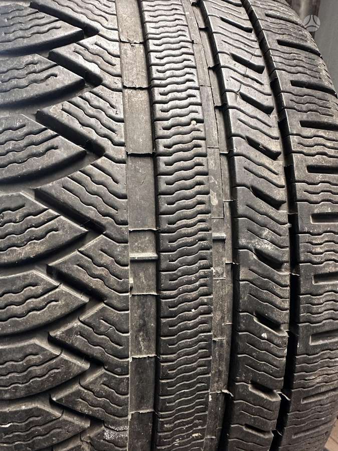 Michelin, всесезонные 235/40 R18