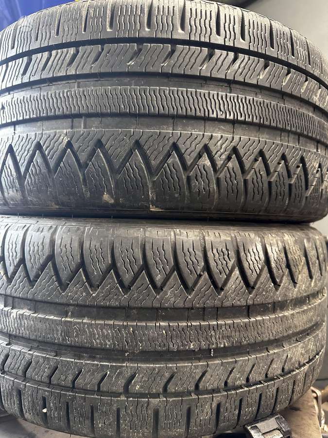 Michelin, всесезонные 235/40 R18