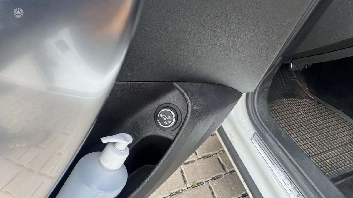 Opel Insignia 2015 — photo 11