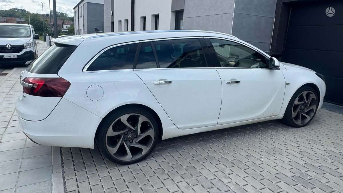 Opel Insignia 2015 — photo 14