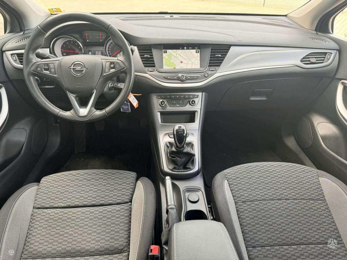Opel Astra, 1.2 l., Универсал