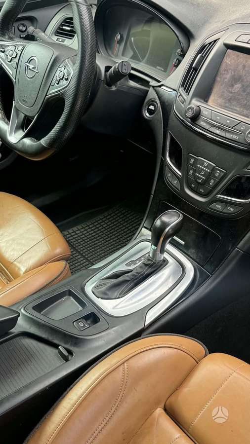 Opel Insignia 2015 — photo 26