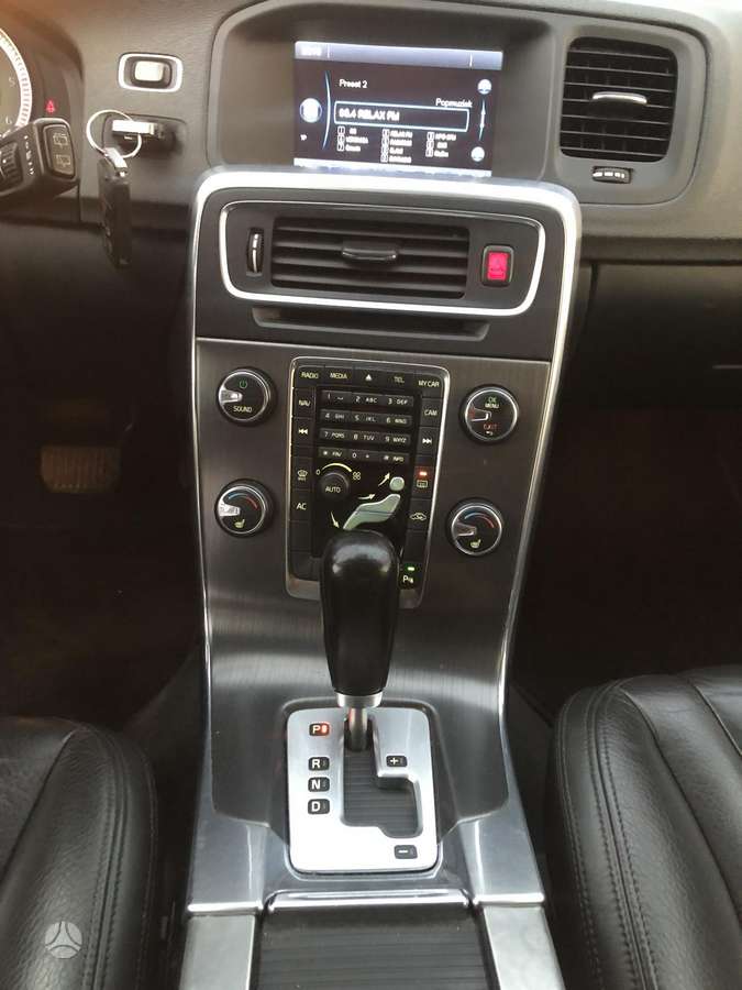 Volvo V60, 2.4 l., wagon