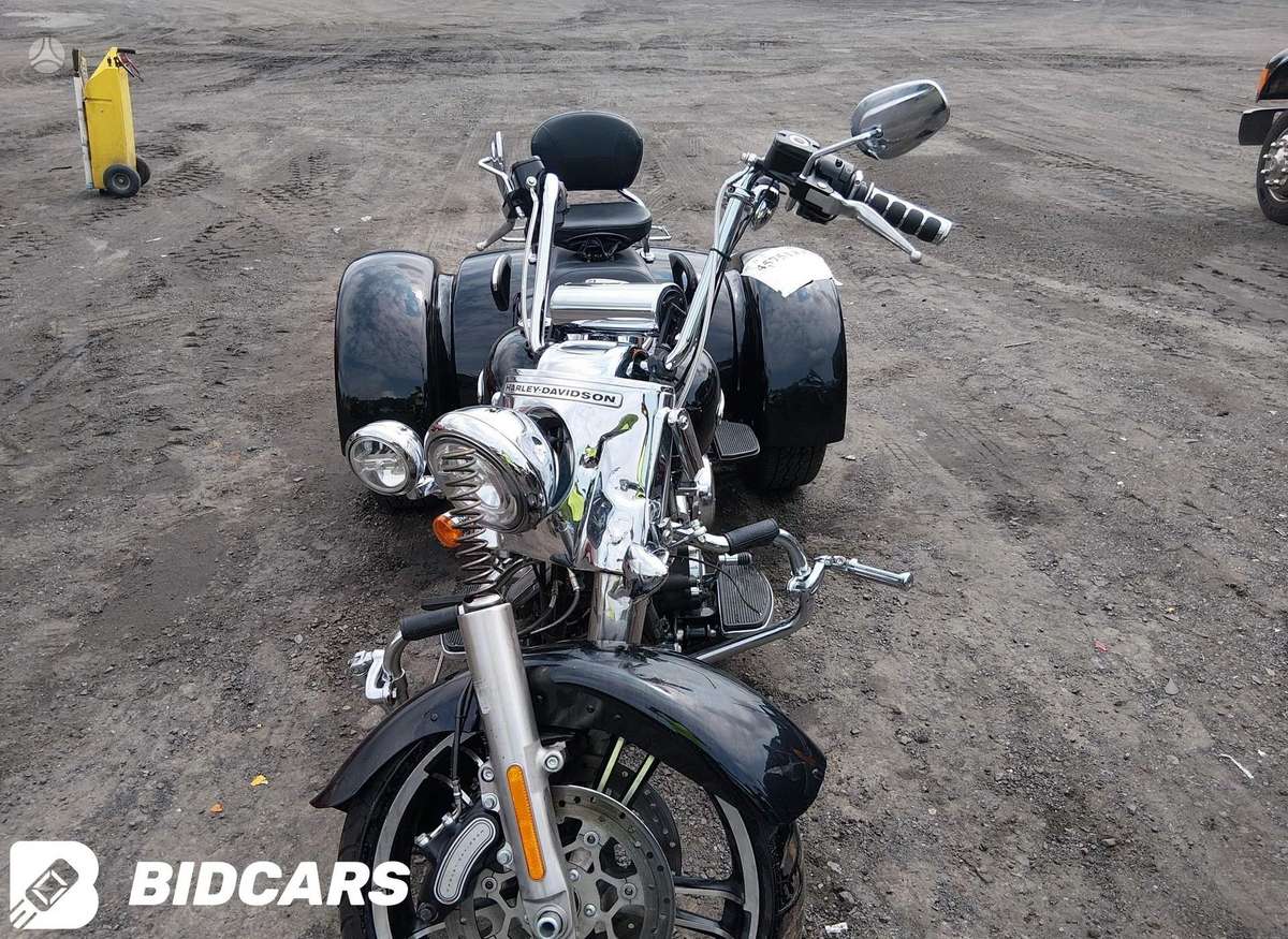 Harley-Davidson FLRT, triračiai