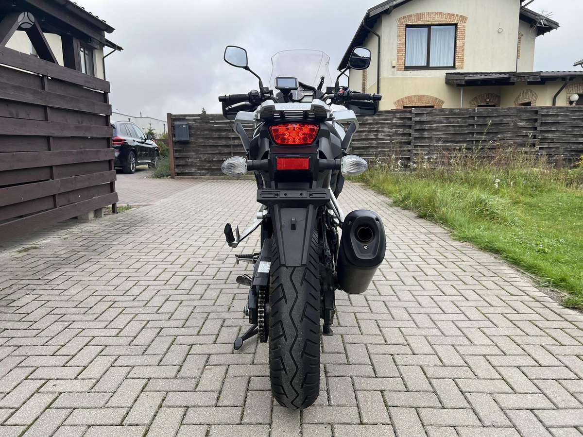 Suzuki DL (V-Strom) 1000cc, enduro / adventure