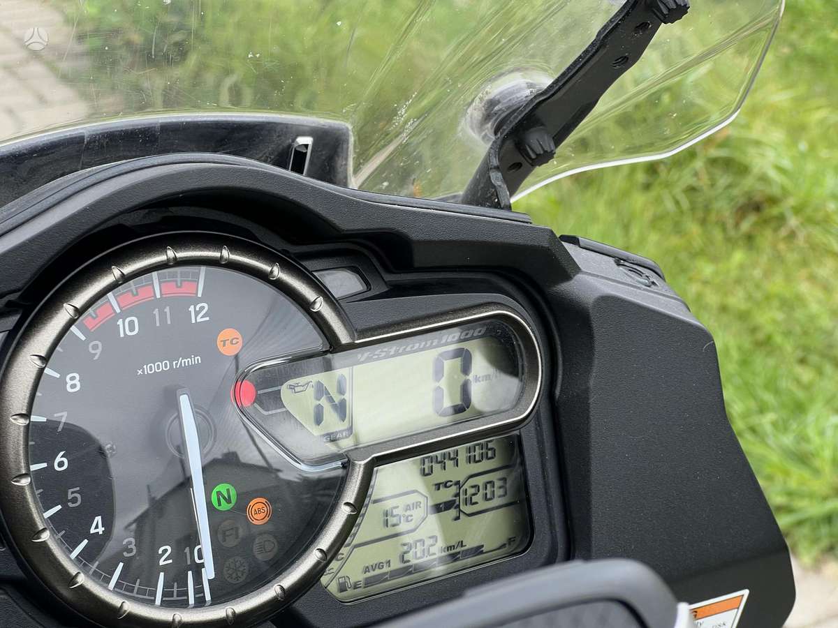 Suzuki DL (V-Strom) 1000cc, enduro / adventure