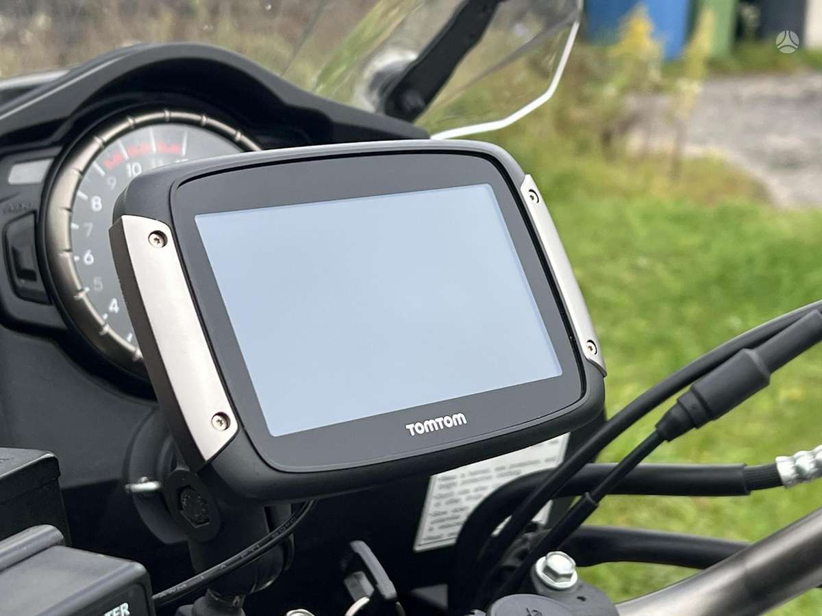 Suzuki DL (V-Strom) 1000cc, enduro / adventure