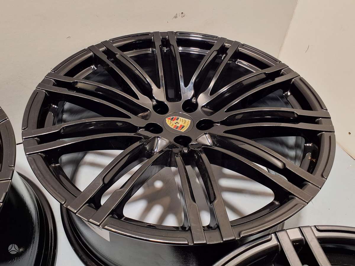 Porsche MACAN, light alloy, R21