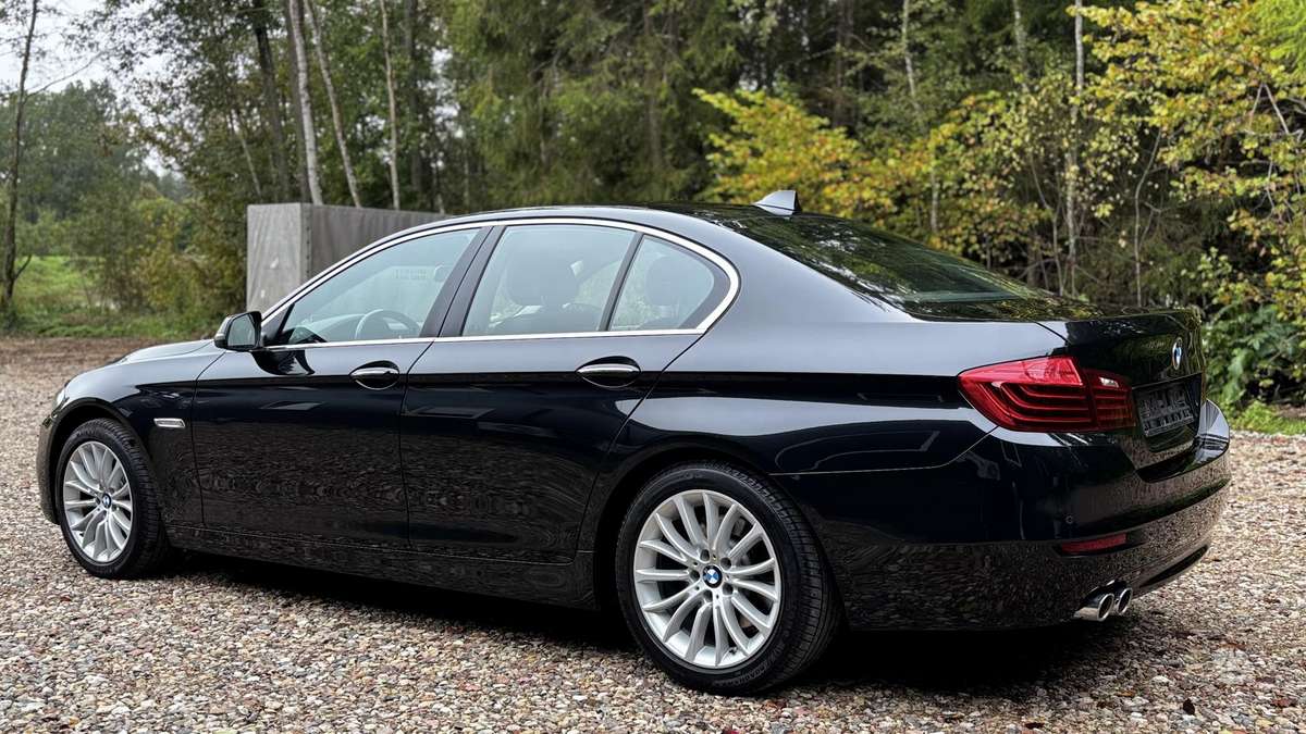BMW 525, 2.0 l., Седан