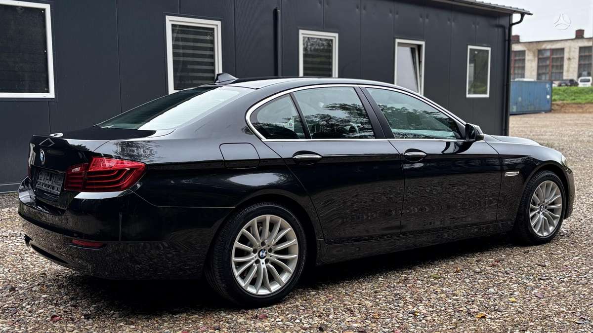 BMW 525, 2.0 l., Седан