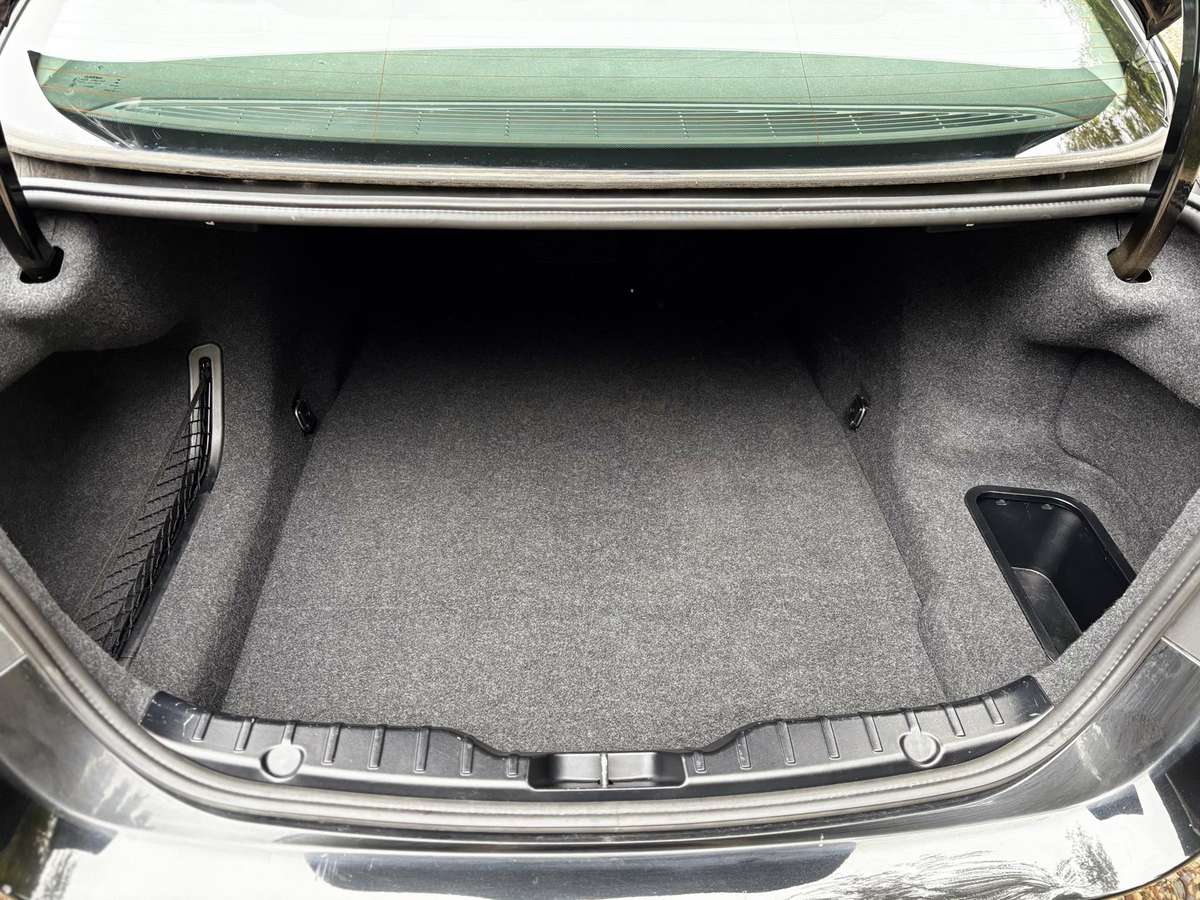 BMW 525, 2.0 l., Седан