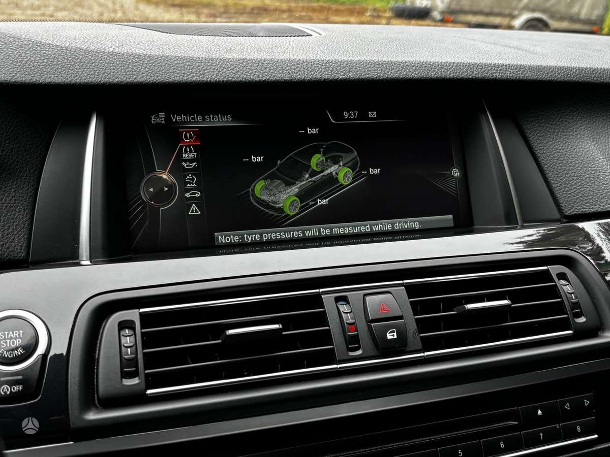 BMW 525, 2.0 l., Седан