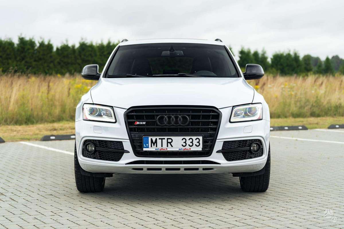 Audi Q5, 3.0 l., off-road / crossover