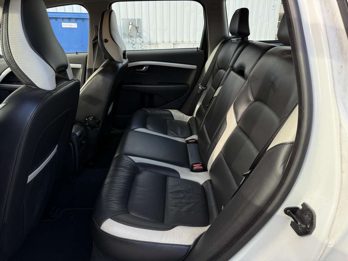 Volvo V70, 2.4 l., wagon