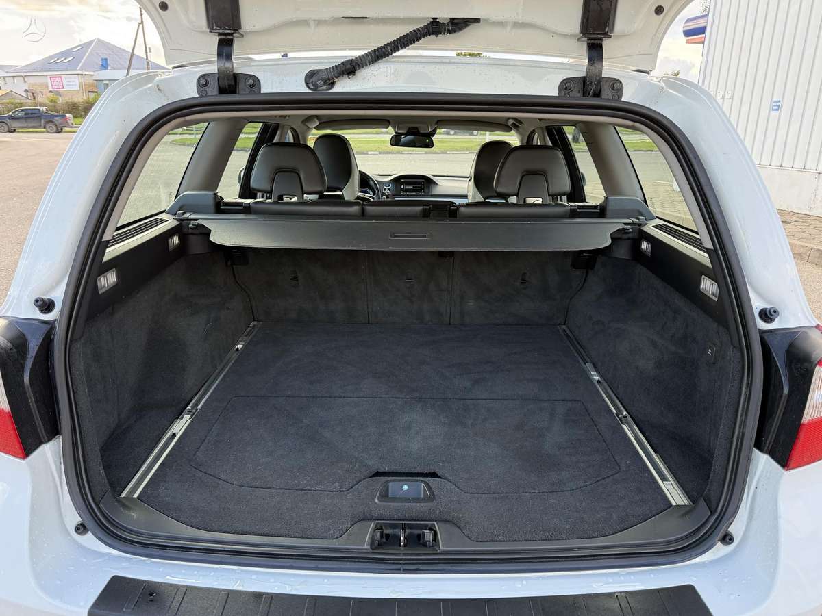 Volvo V70, 2.4 l., wagon