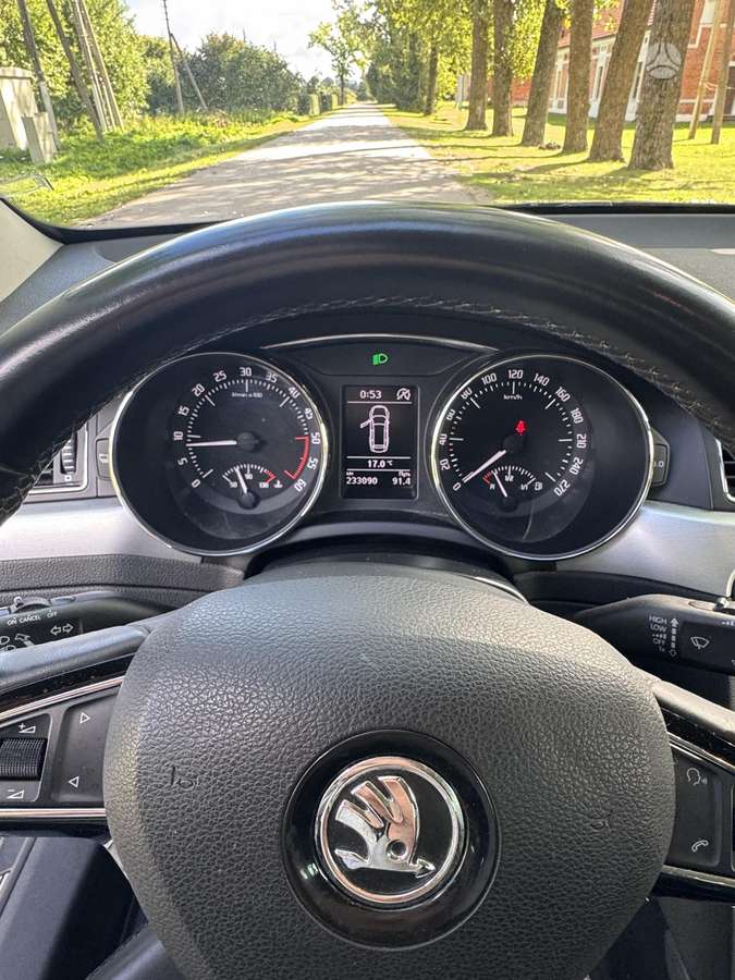 Skoda Superb, 2.0 l., wagon