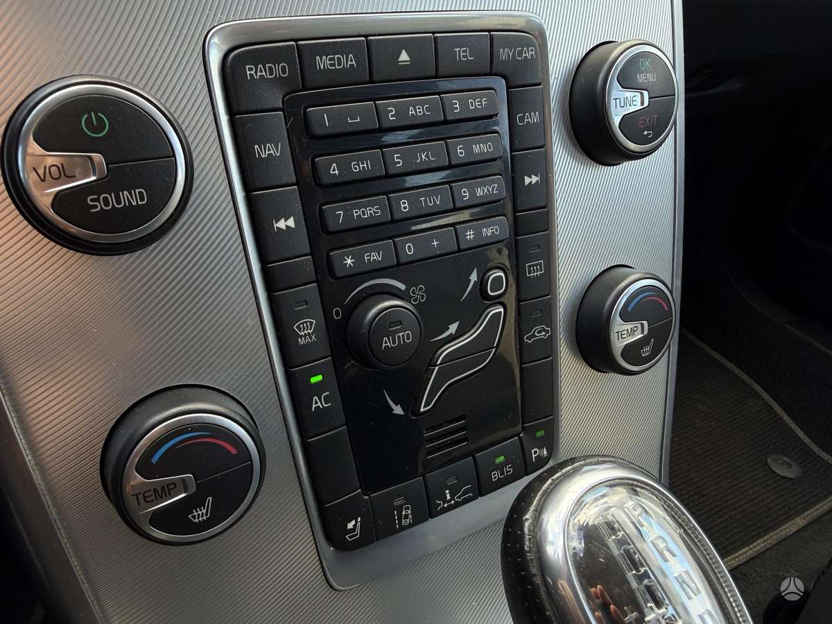 Volvo V70, 2.4 l., wagon