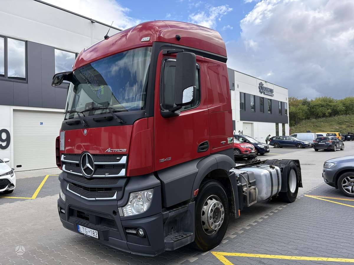 Mercedes-Benz Actros 1843 LS, single sleeper