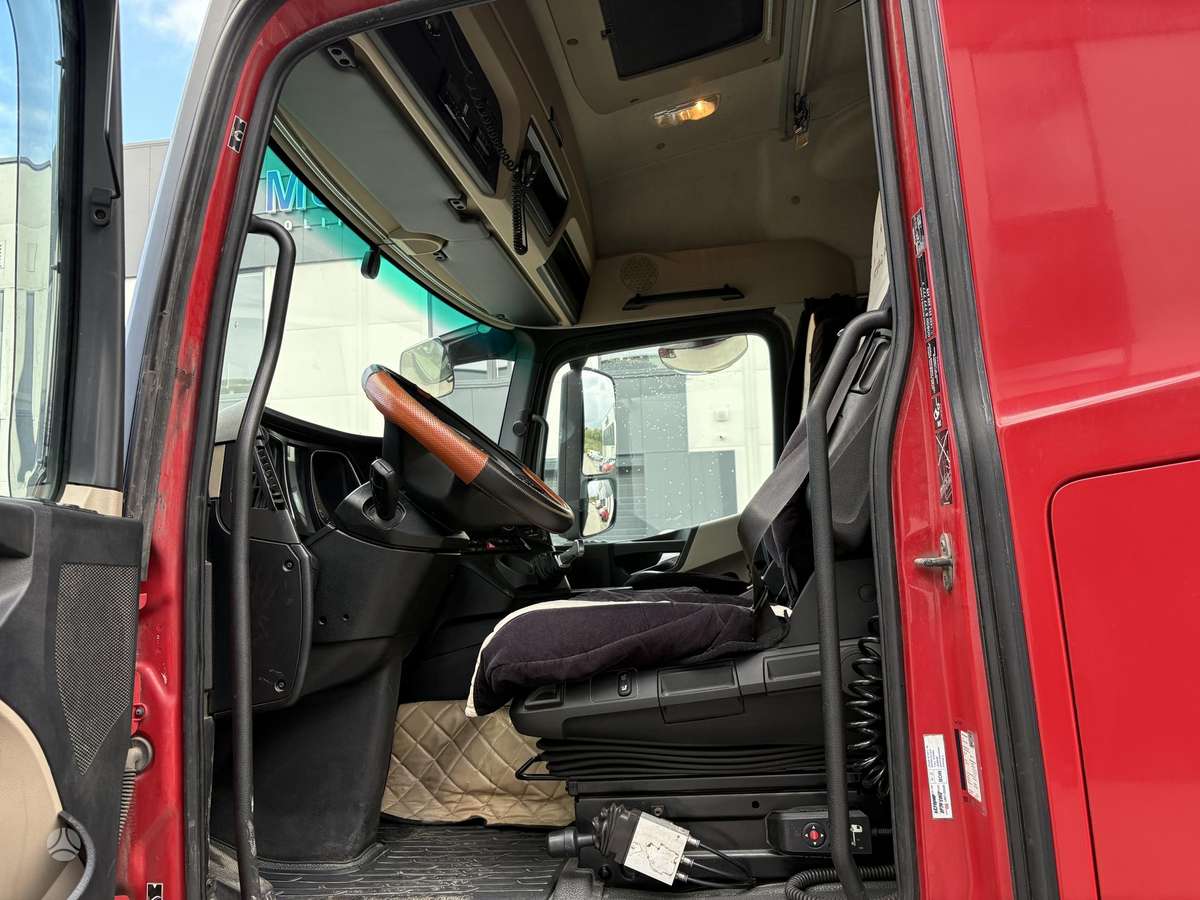 Mercedes-Benz Actros 1843 LS, single sleeper