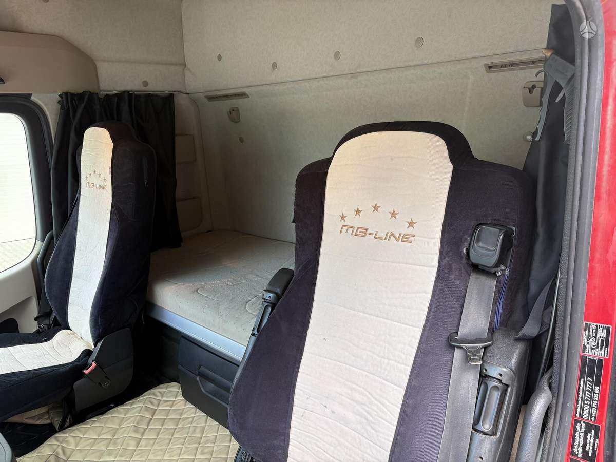 Mercedes-Benz Actros 1843 LS, single sleeper