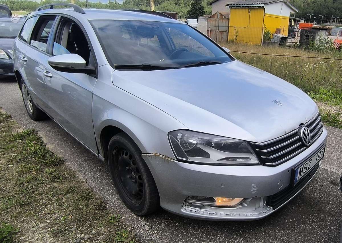 Volkswagen Passat, 2.0 l., Универсал