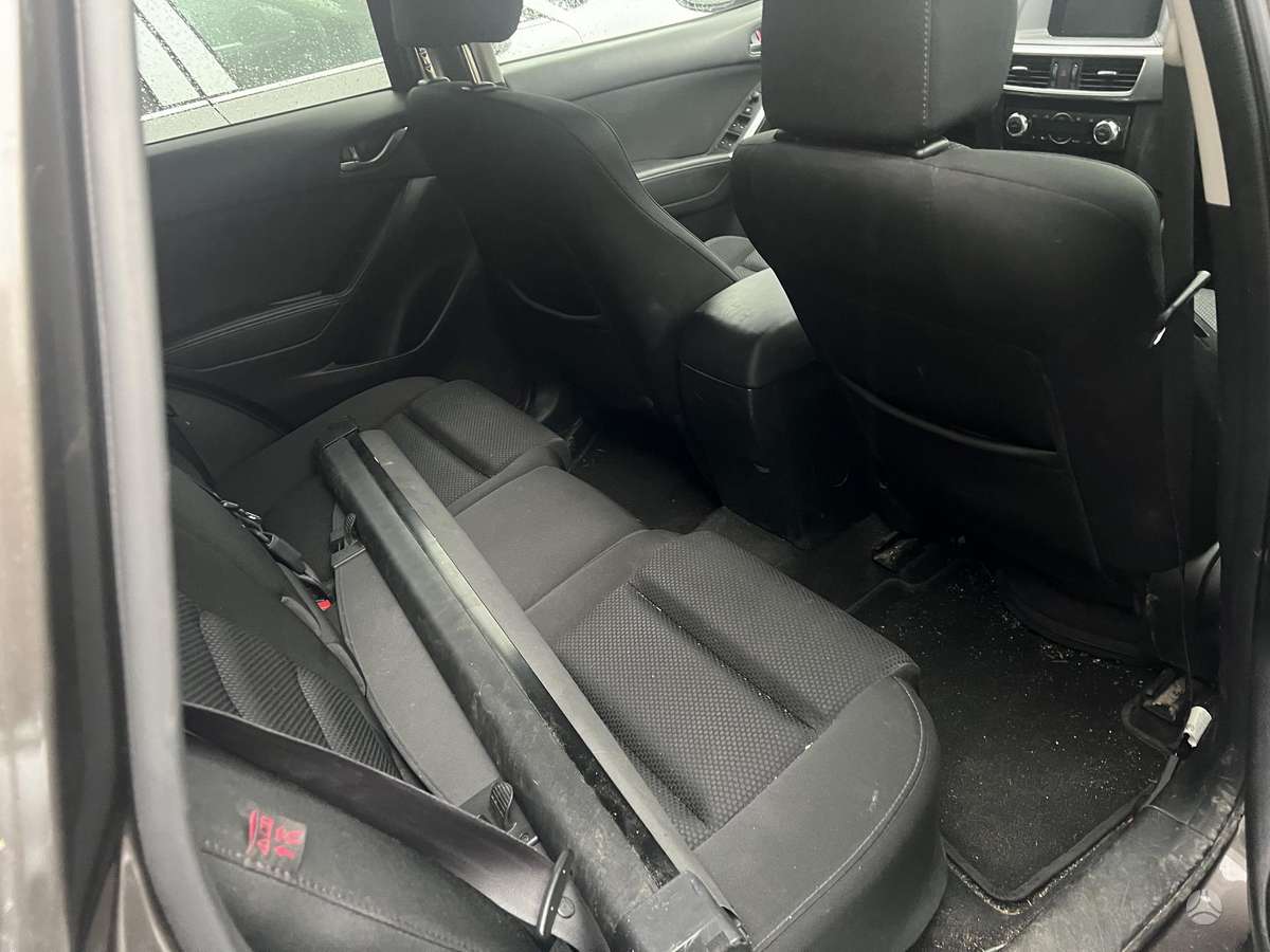 Mazda CX-5, 2.2 l., off-road / crossover