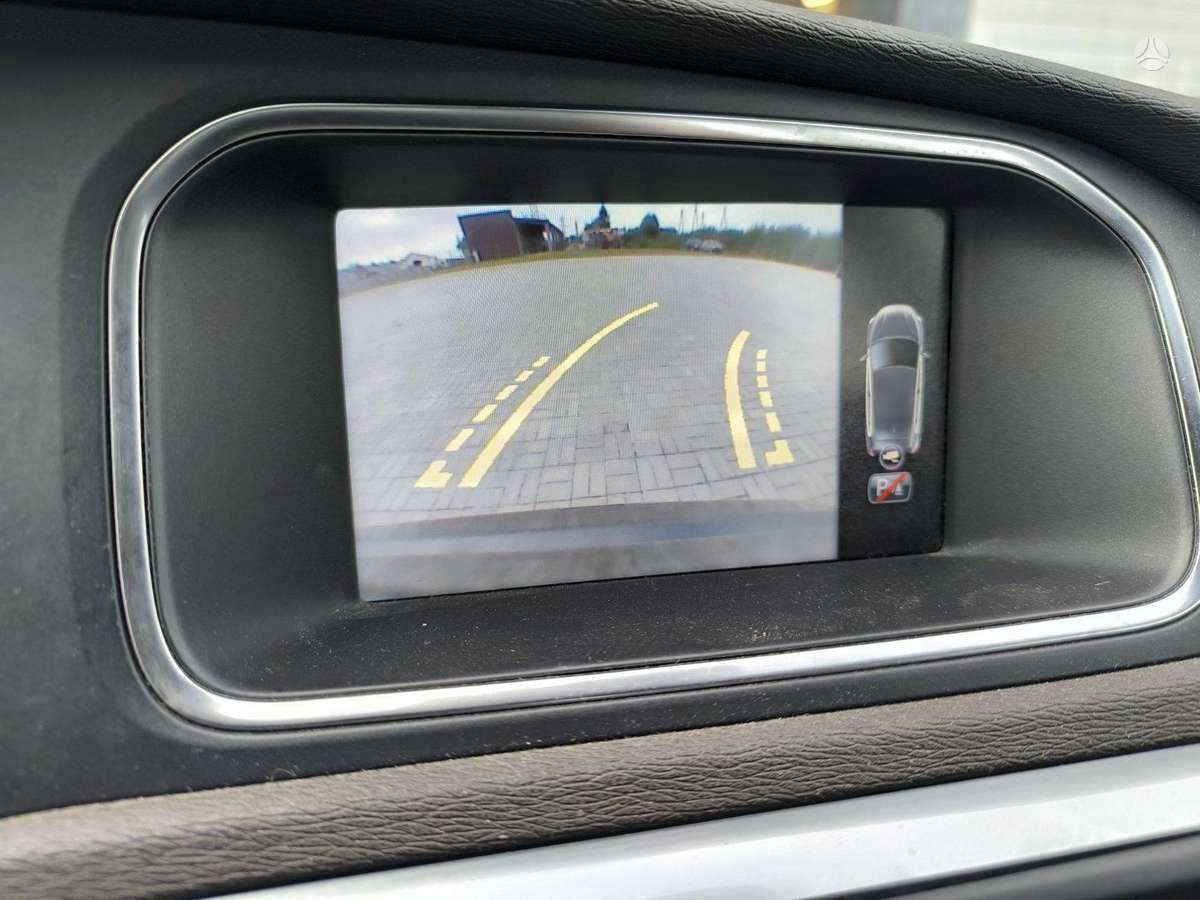 Volvo V40, 2.0 l., hatchback