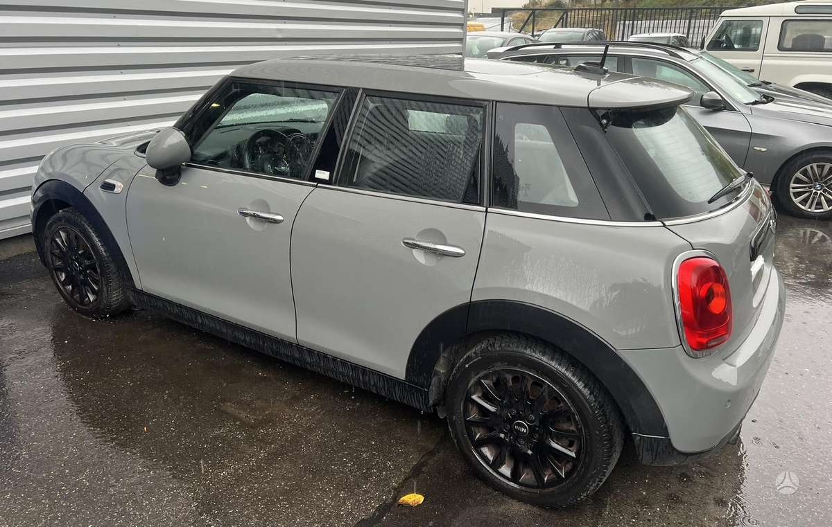 Mini Cooper, 1.5 l., Хэтчбек
