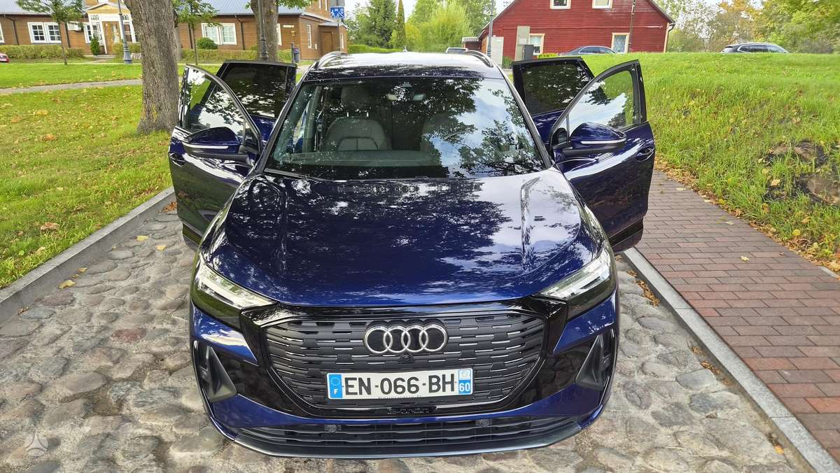 Audi Q4 e-tron, 82 kWh, off-road / crossover