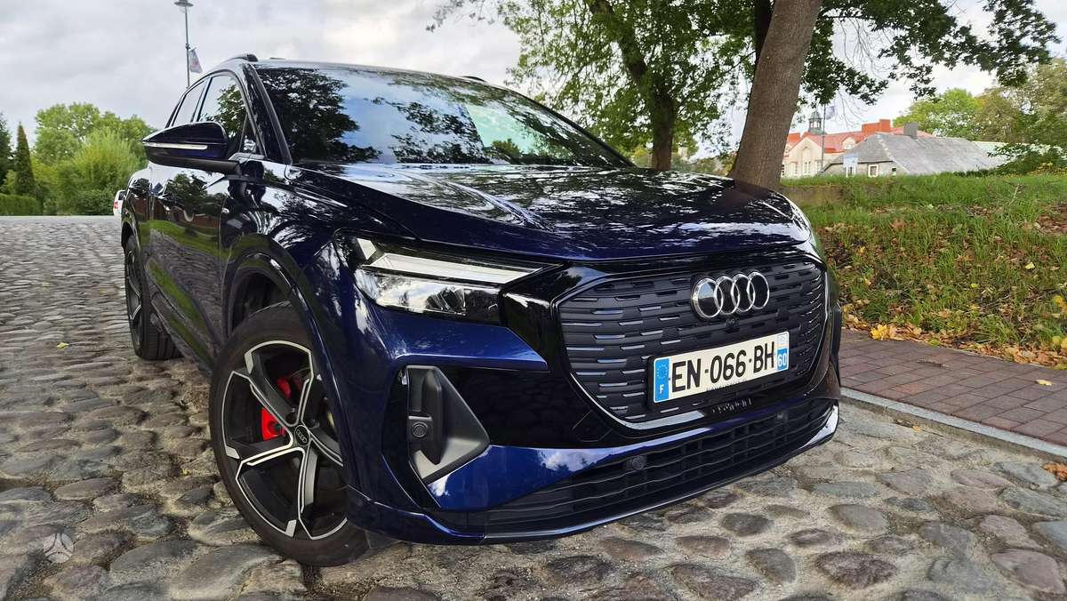 Audi Q4 e-tron, 82 kWh, off-road / crossover