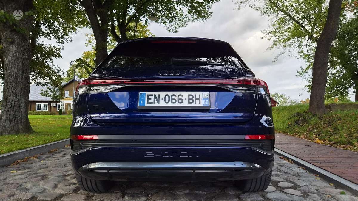 Audi Q4 e-tron, 82 kWh, off-road / crossover