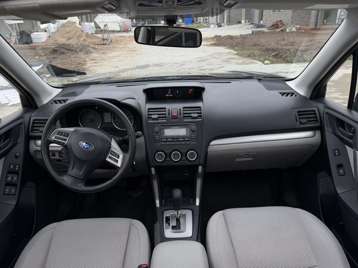 Subaru Forester, 2.5 l., off-road / crossover