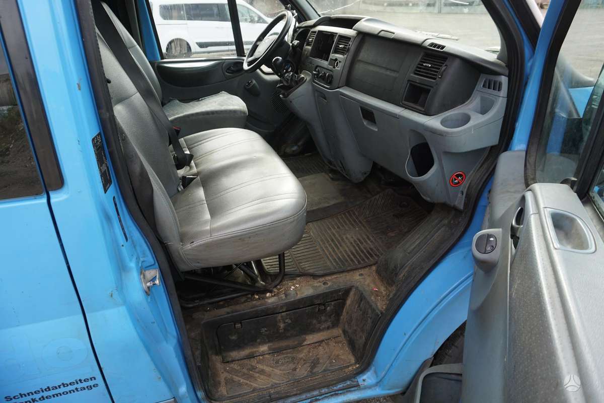 Ford Transit, 2.4 l., cargo van