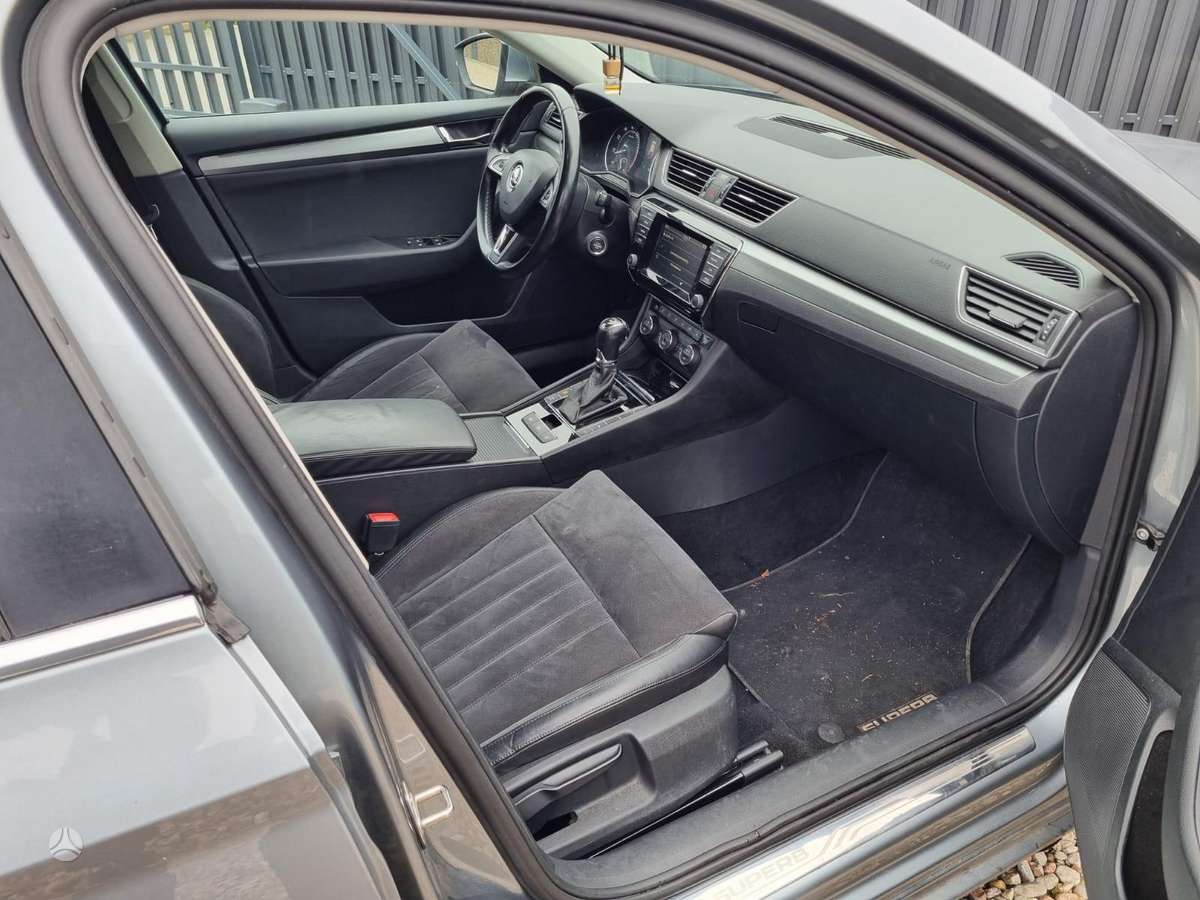 Skoda Superb, 2.0 l., Универсал