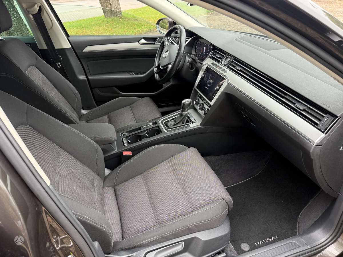 Volkswagen Passat, 2.0 l., Универсал
