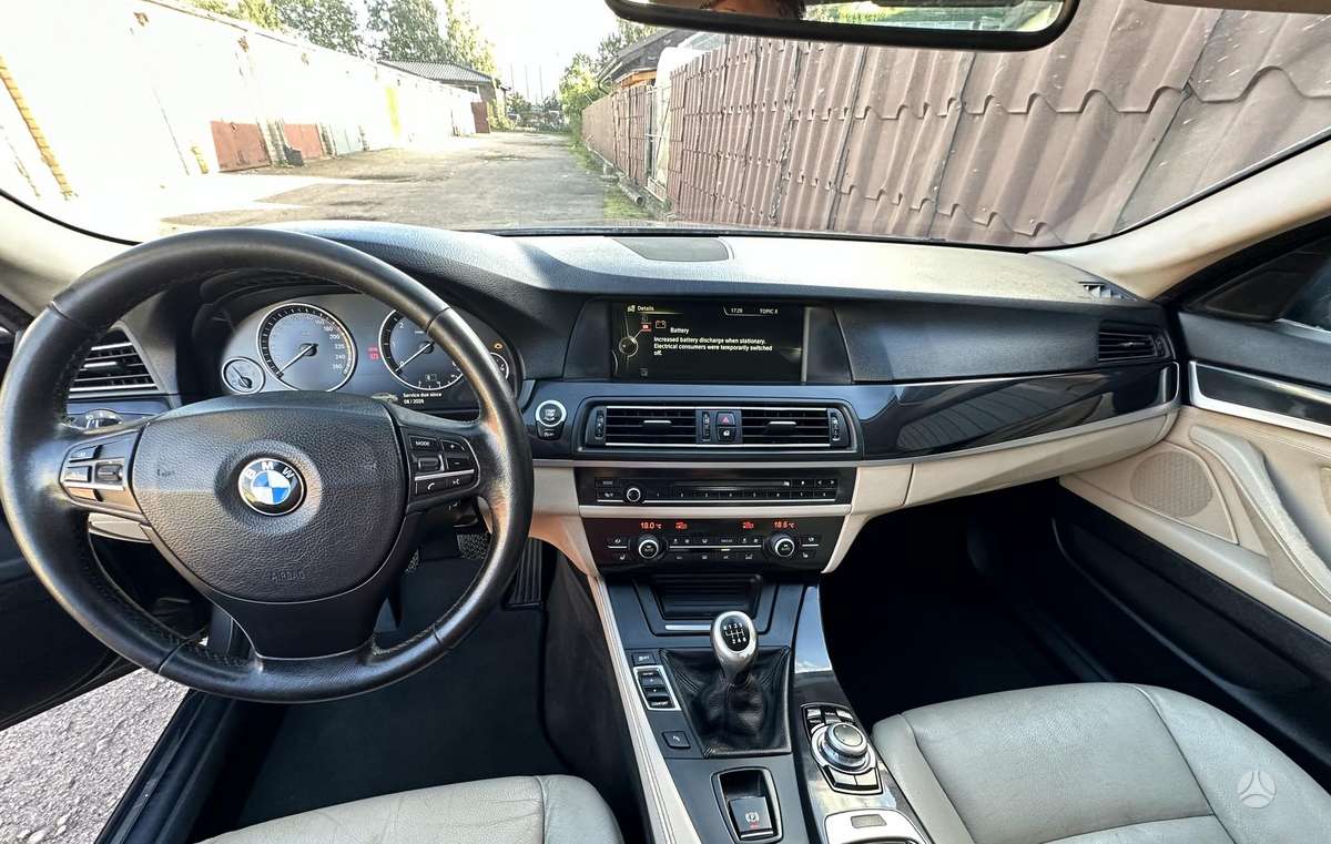 BMW 520, 2.0 l., Седан