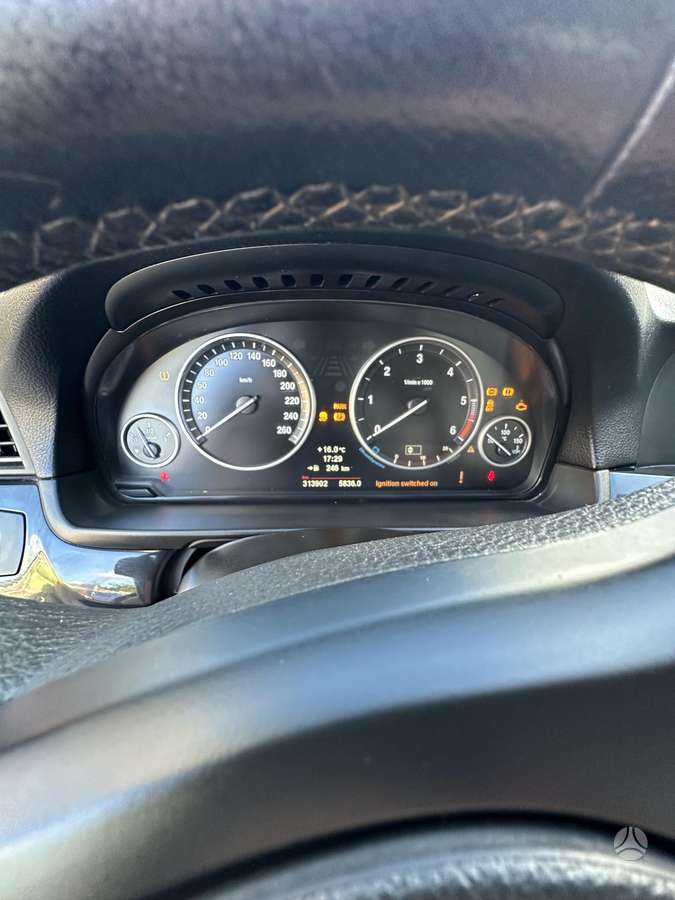 BMW 520, 2.0 l., Седан