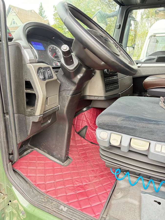 MAN TGX, 2 спальных места