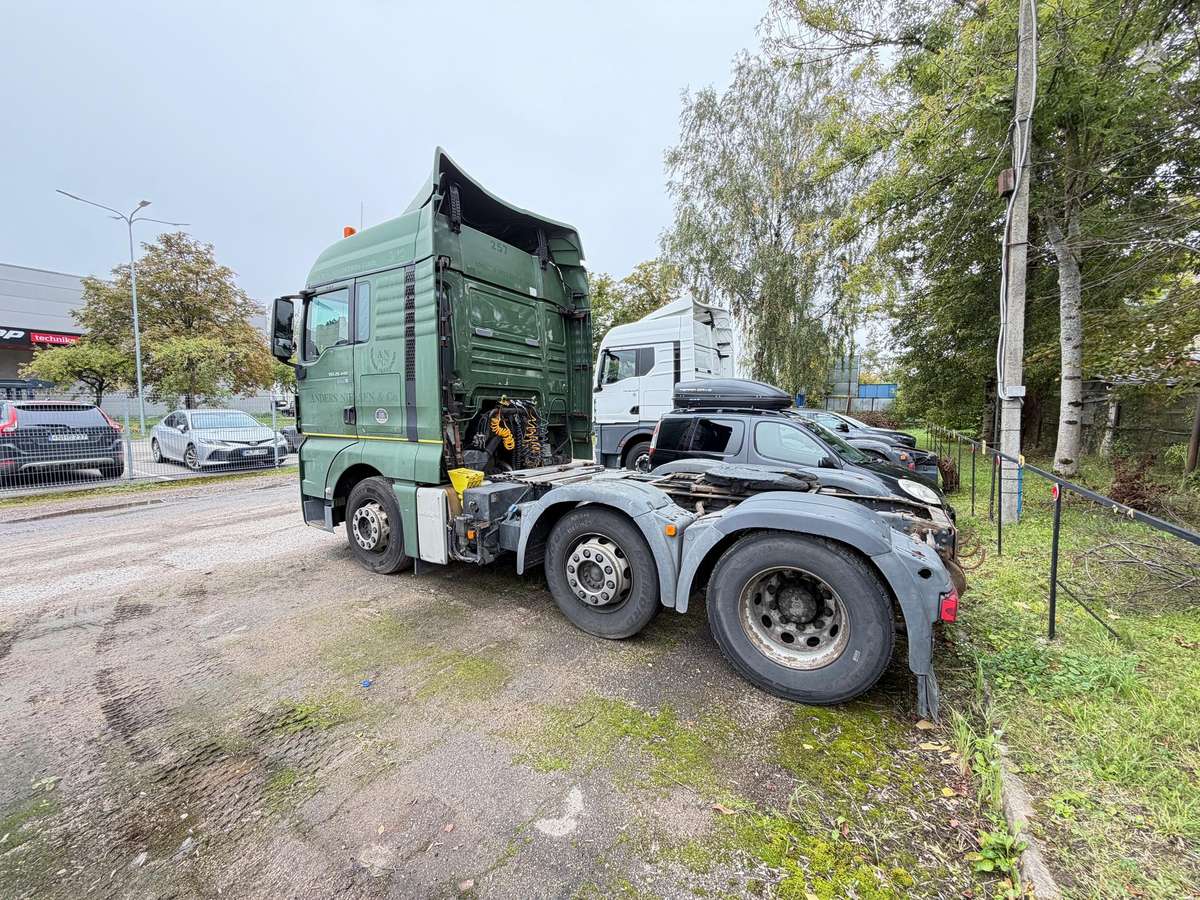 MAN TGX, 2 спальных места