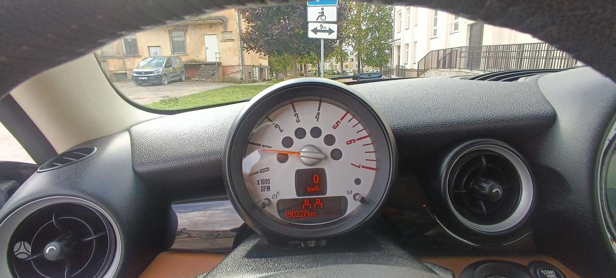 Mini One, 1.6 l., coupe