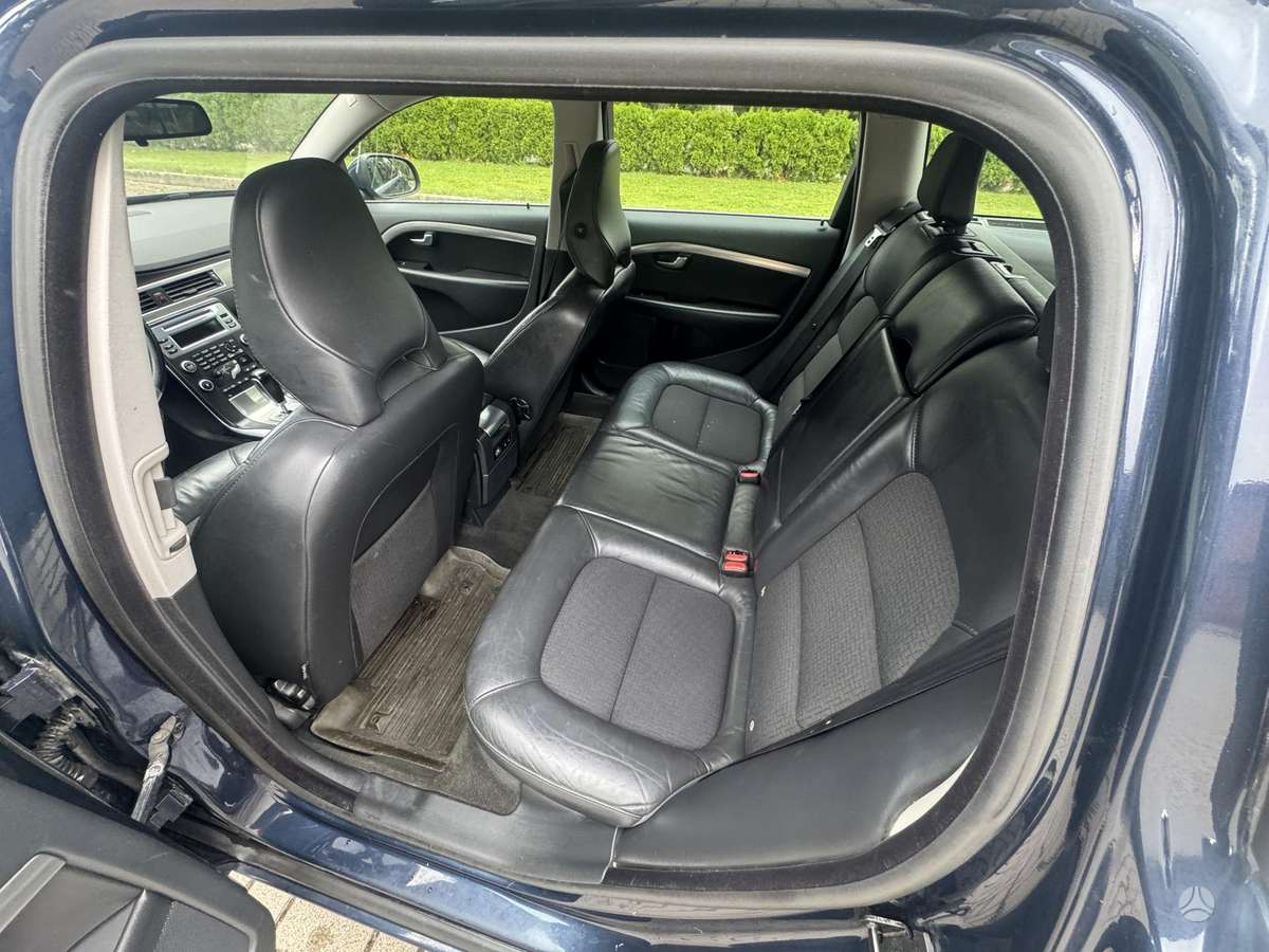 Volvo V70, 2.0 l., Универсал