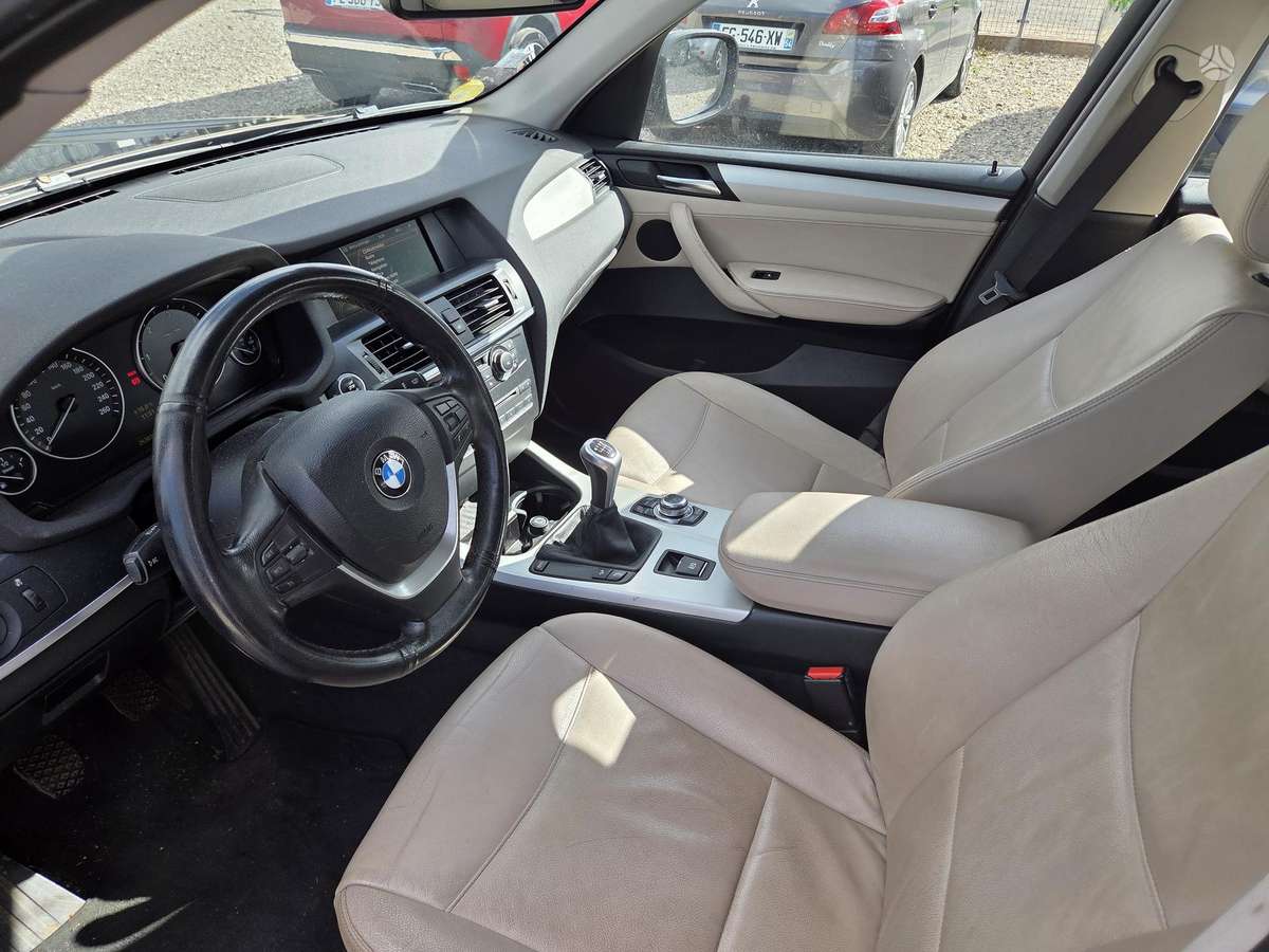 BMW X3, 2.0 l., off-road / crossover