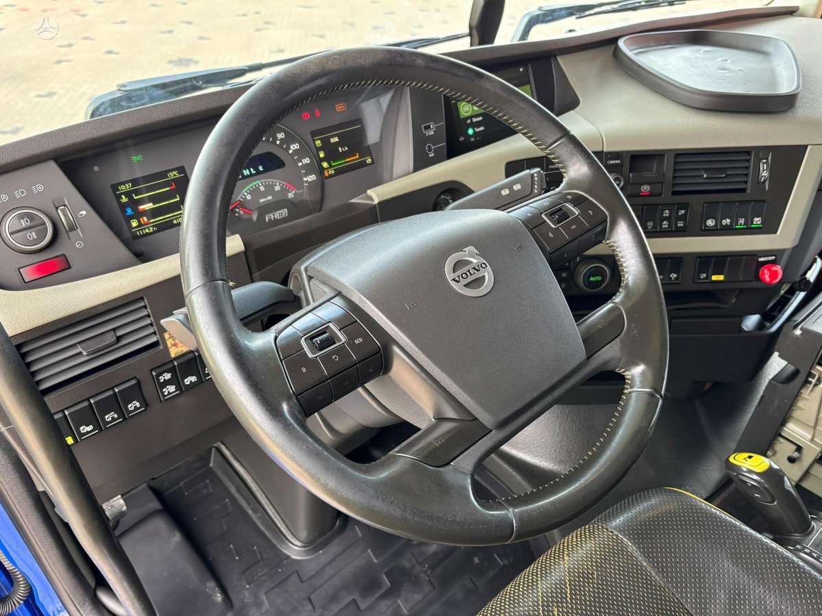Volvo FH 16 650 6x4, самосвалы