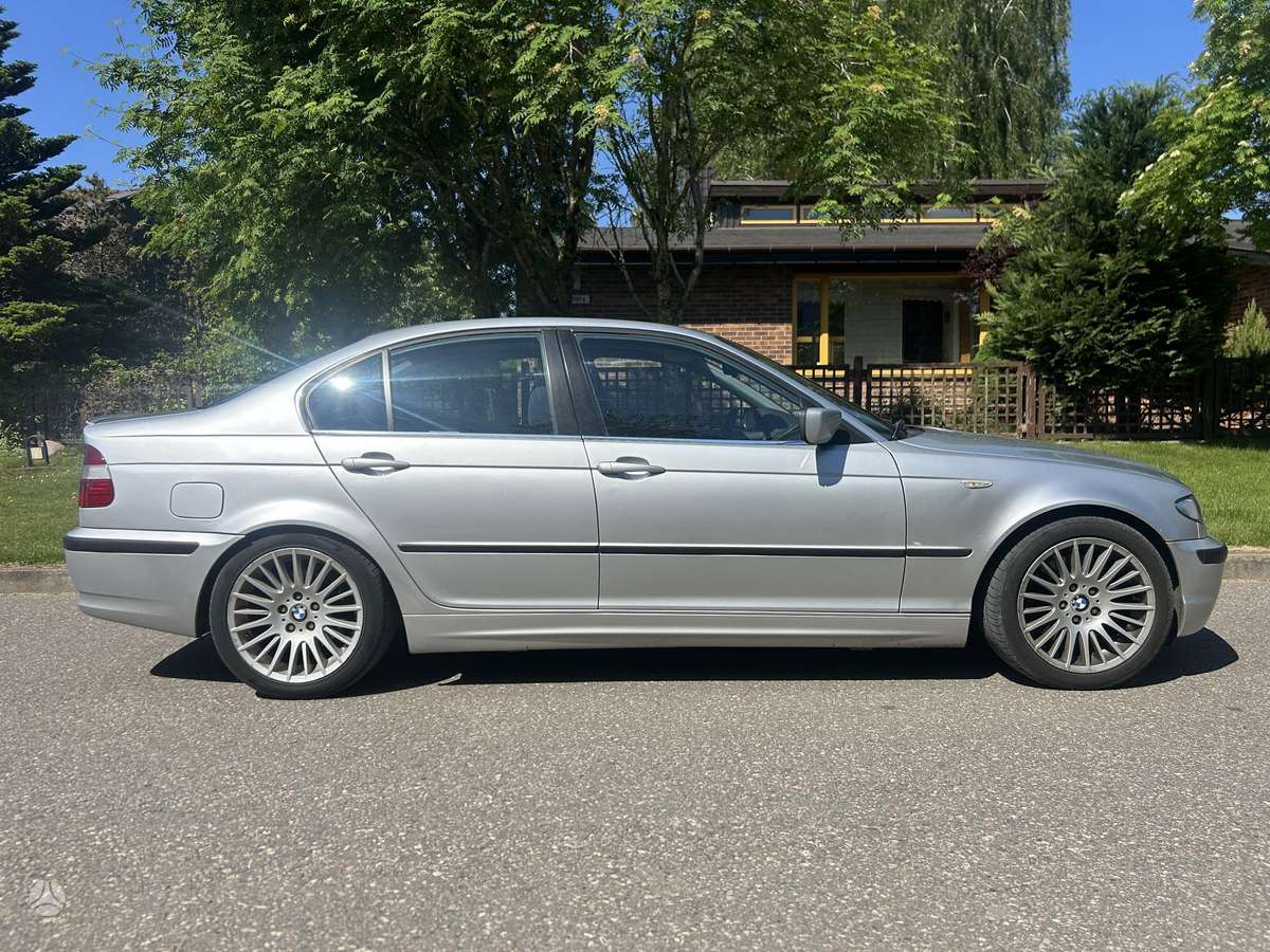 BMW 330, 3.0 l., sedanas