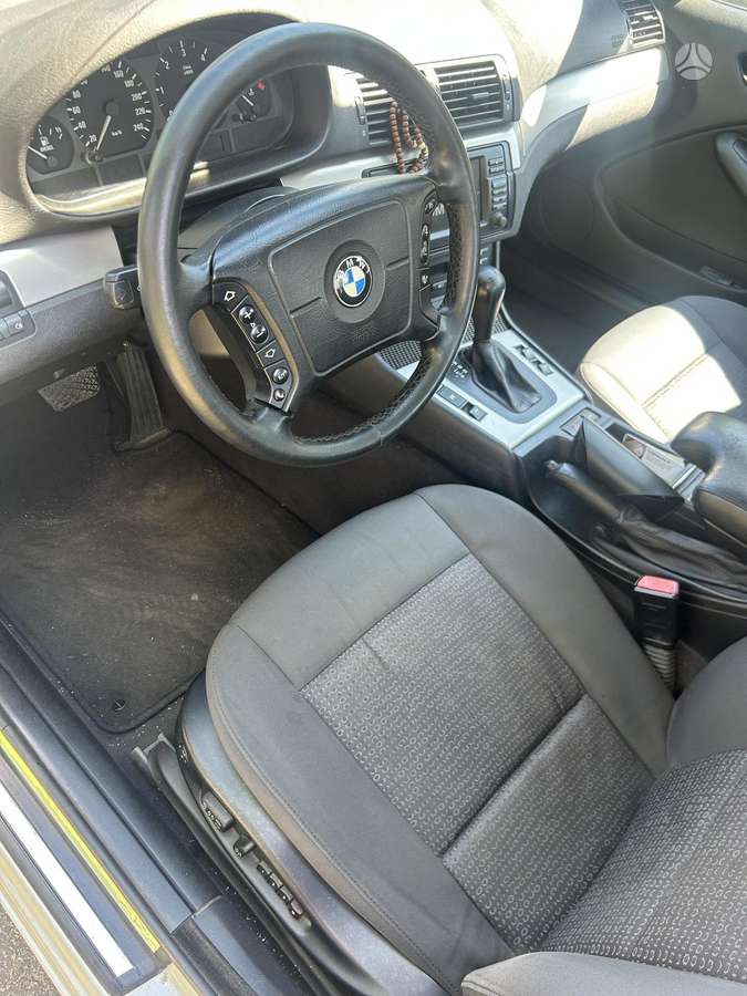 BMW 330, 3.0 l., sedanas