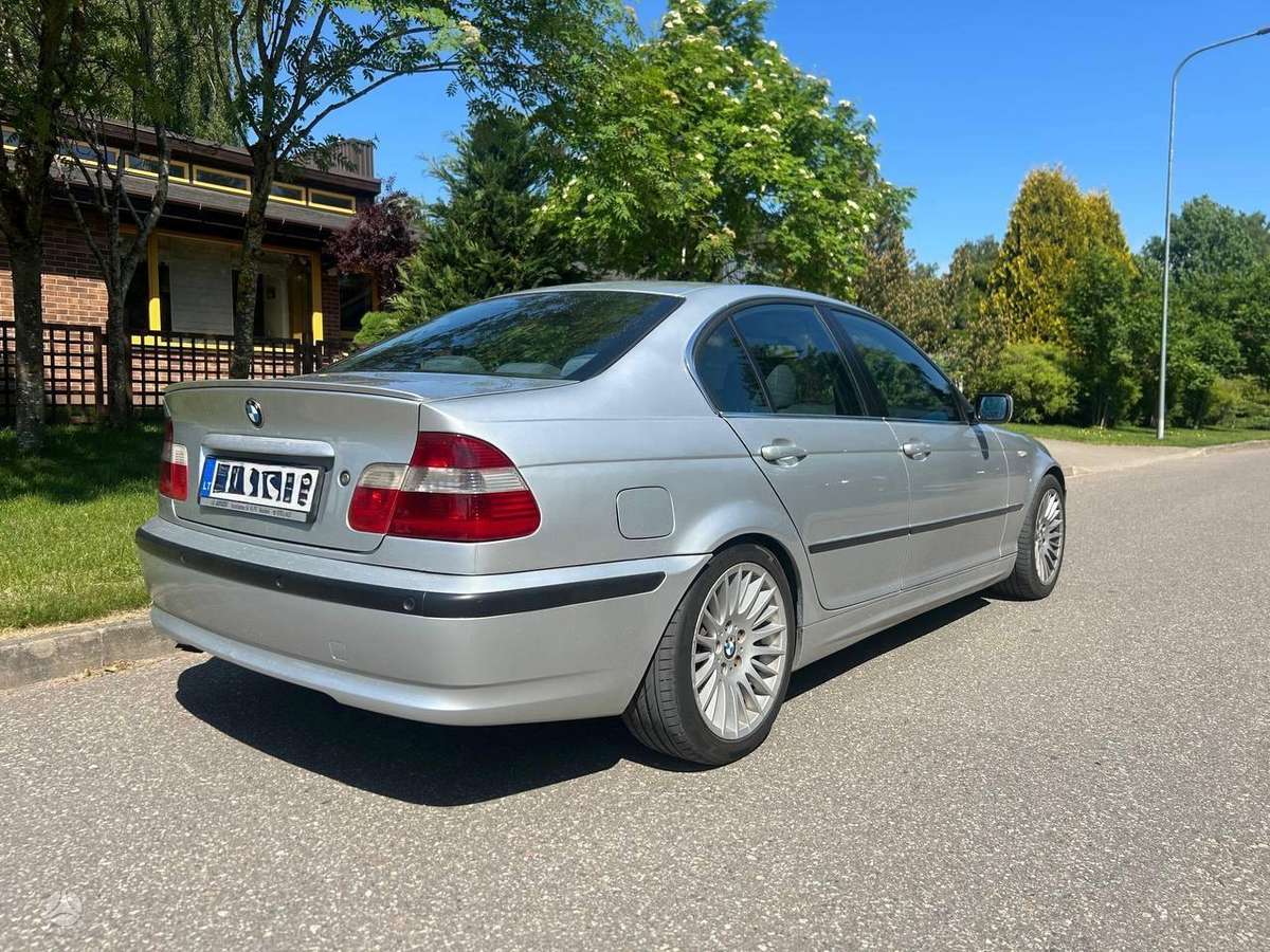 BMW 330, 3.0 l., sedanas