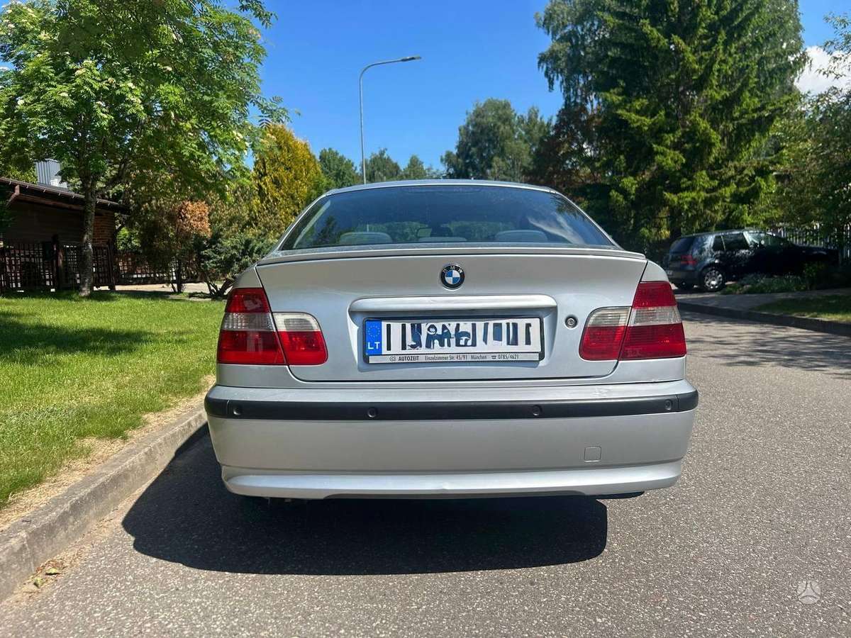 BMW 330, 3.0 l., sedanas